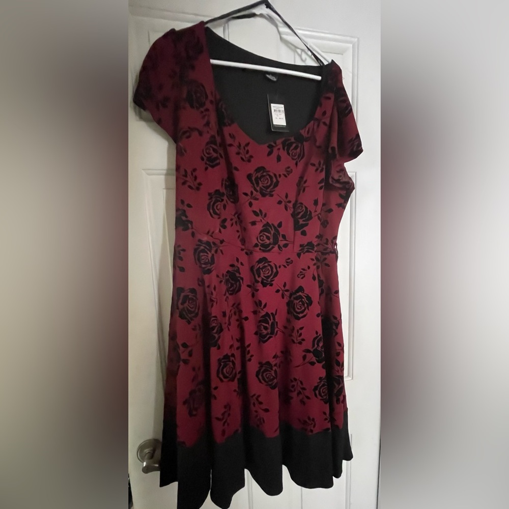 City Chic NWT red and black jacquard skater dress size L